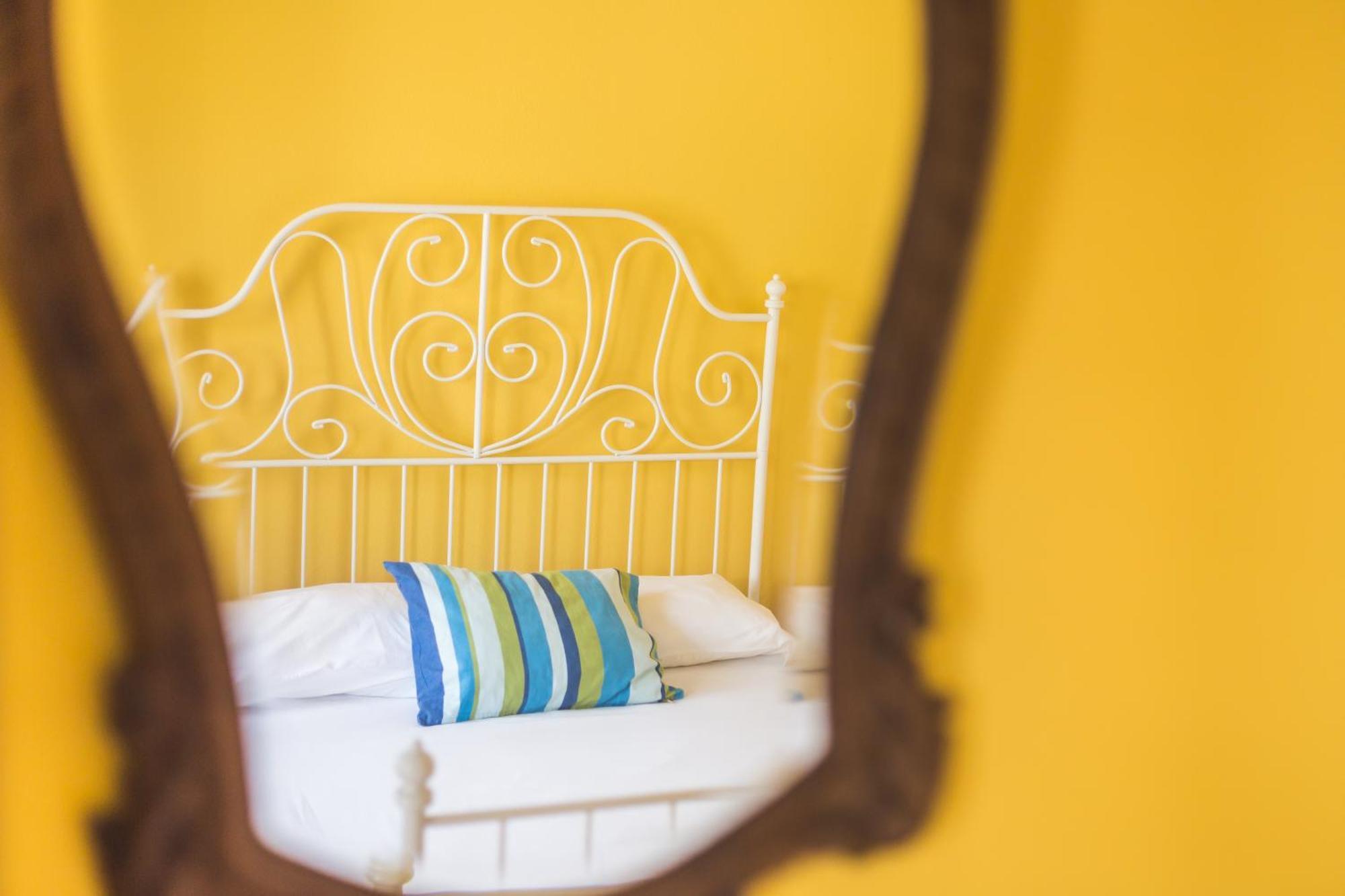 Ericeira Chill Hill Hostel & Private Rooms - Peach Garden Pokój zdjęcie