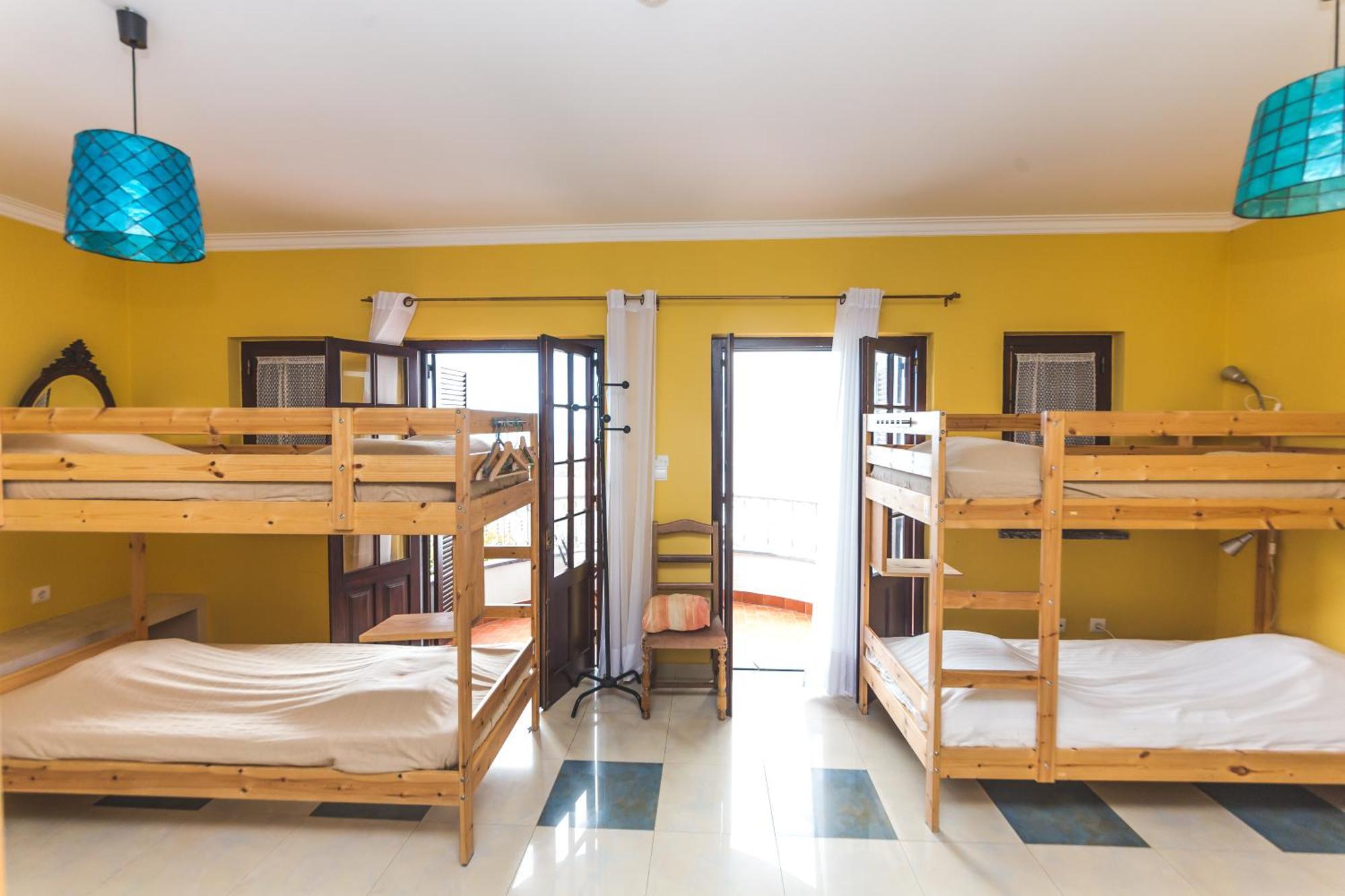Ericeira Chill Hill Hostel & Private Rooms - Peach Garden Pokój zdjęcie